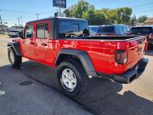 2023 Jeep Gladiator Sport S