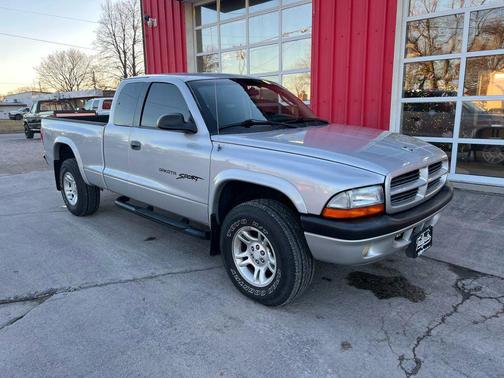 2001 Dodge Dakota Base