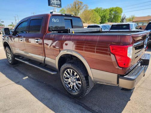 2017 Nissan Titan XD Platinum Reserve