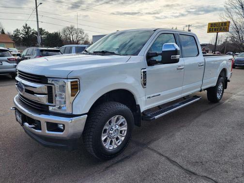 White 2019 Ford F-250 XLT