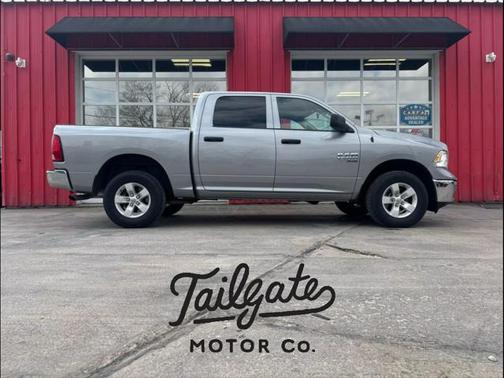 2022 RAM 1500 Classic SLT