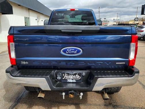 Blue 2017 Ford F-250 XL