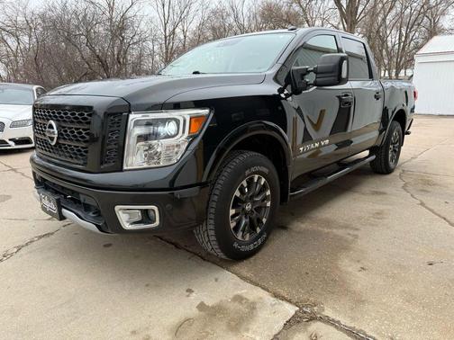 2018 Nissan Titan PRO-4X