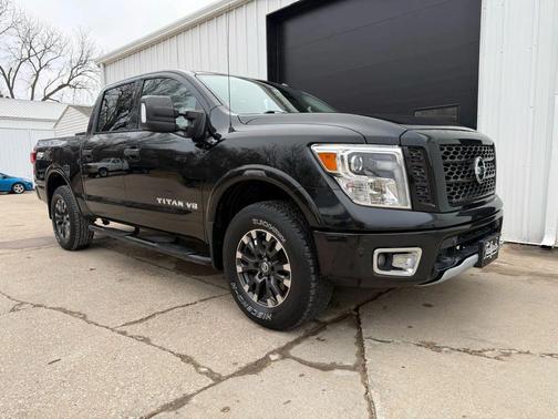 2018 Nissan Titan PRO-4X