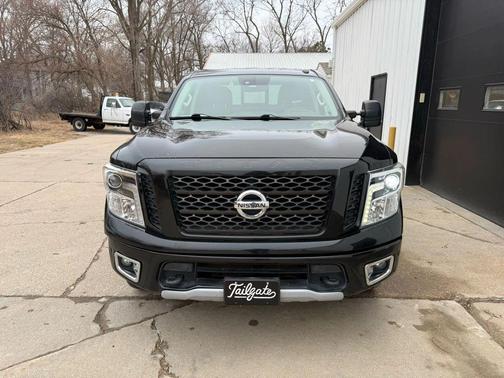 2018 Nissan Titan PRO-4X