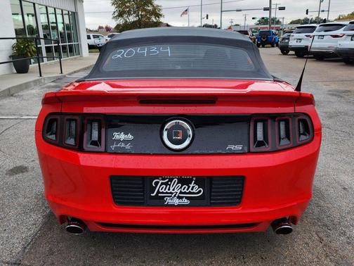 2014 Ford Mustang V6