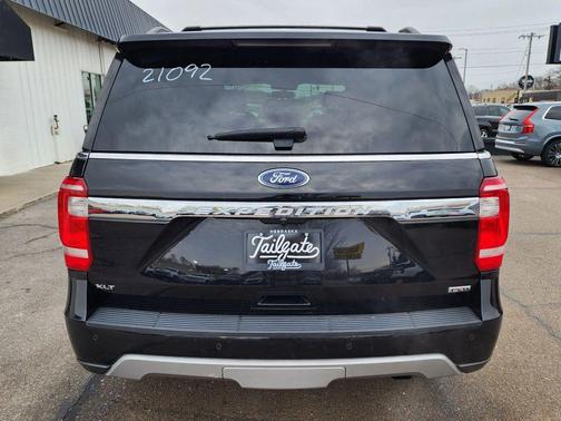 2020 Ford Expedition XLT Sport Utility 4D