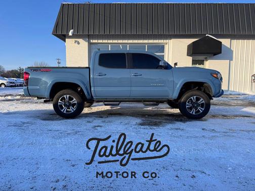 2019 Toyota Tacoma TRD Sport