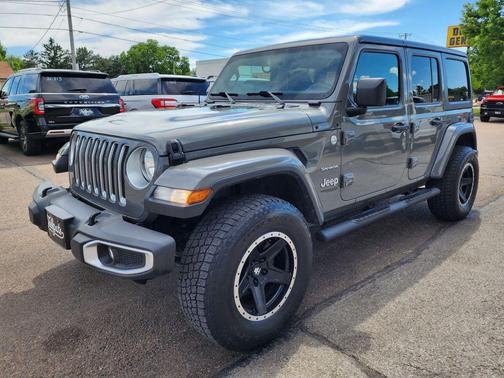 Gray 2019 Jeep Wrangler Unlimited Sahara