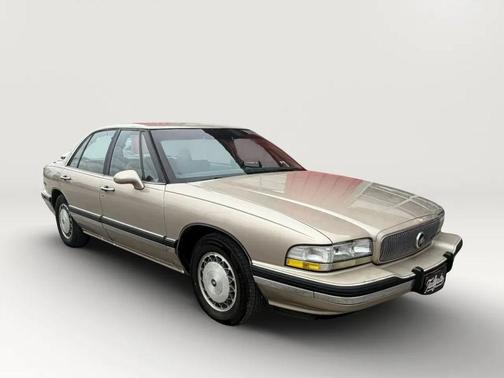 Gold 1992 Buick LeSabre Limited Sedan 4D