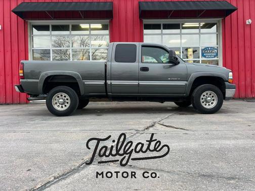 2002 Chevrolet Silverado 2500 LS H/D Extended Cab