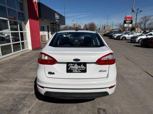 2014 Ford Fiesta S Sedan 4D