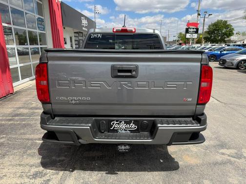 Gray 2021 Chevrolet Colorado LT