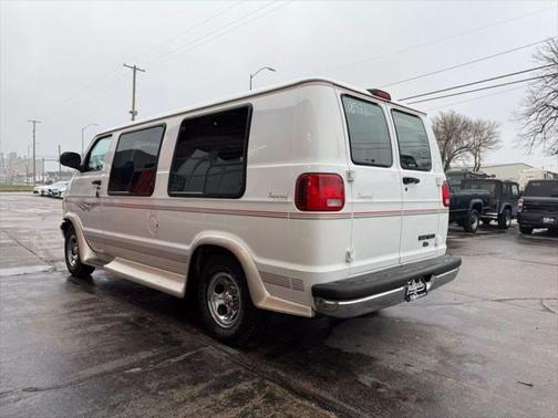 1999 Dodge Ram 1500 Van