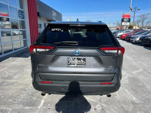 2022 Toyota RAV4 Hybrid LE