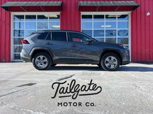 2022 Toyota RAV4 Hybrid LE