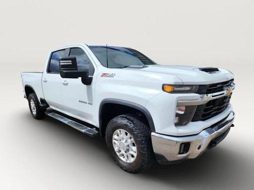 White 2024 Chevrolet Silverado 2500 LT