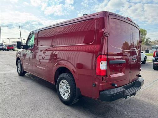 2021 Nissan NV Cargo NV3500 HD S V8