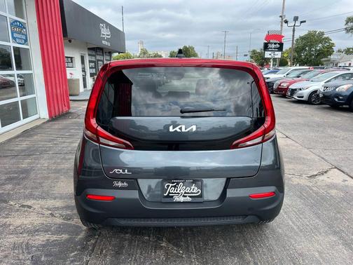 2022 Kia Soul LX Wagon 4D