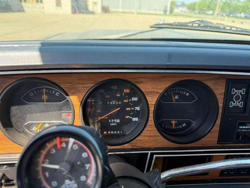 1987 Dodge Charger Base