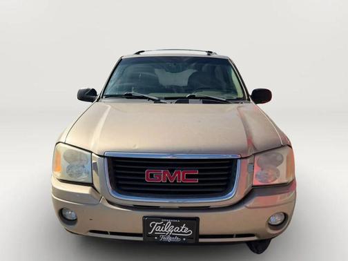 Gold 2004 GMC Envoy SLT Sport Utility 4D