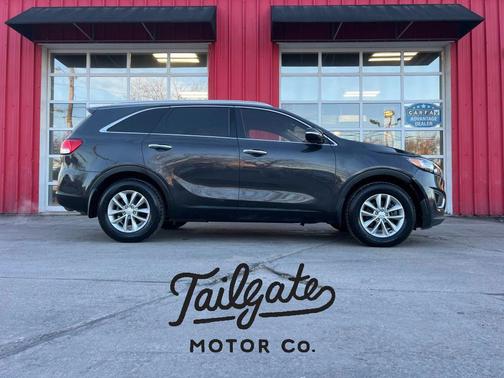 2017 Kia Sorento LX