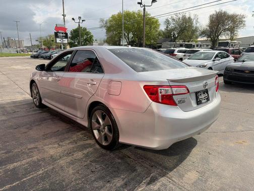 Silver 2014 Toyota Camry SE Sport