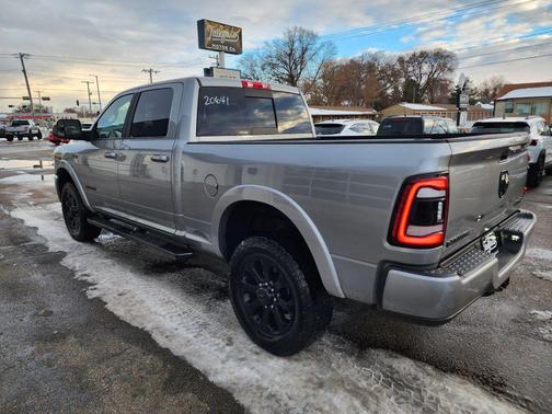 2022 RAM 2500 Laramie Pickup 4D 6 1/3 ft