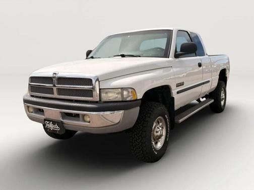White 2002 Dodge Ram 2500 Base