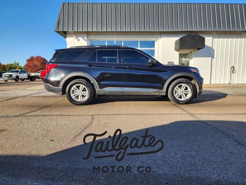 2020 Ford Explorer XLT Sport Utility 4D