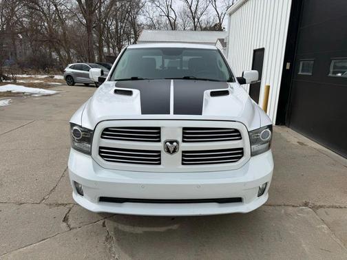 2017 RAM 1500 Sport