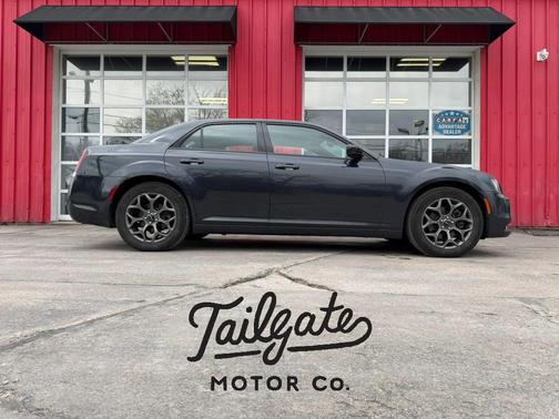 Gray 2018 Chrysler 300 S
