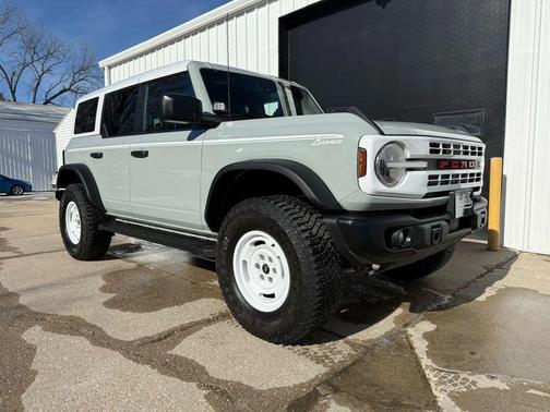 2023 Ford Bronco Heritage Edition Sport Utility 4D