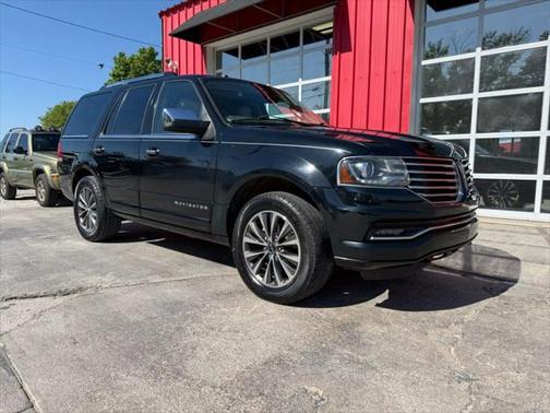 2017 Lincoln Navigator Select