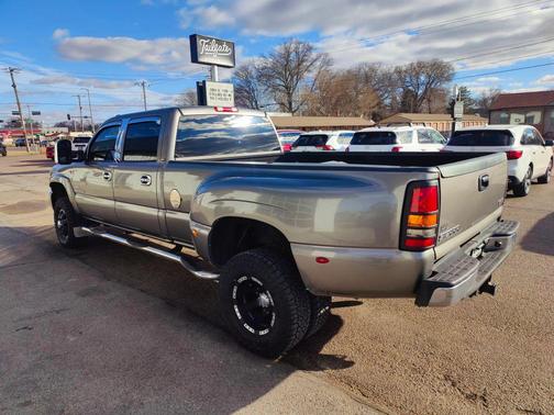 2006 GMC Sierra 3500 SLE Crew Cab