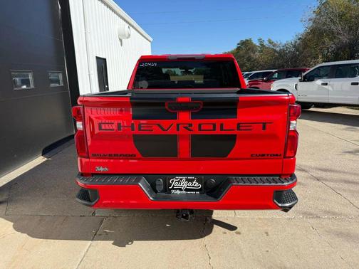2020 Chevrolet Silverado 1500 Custom