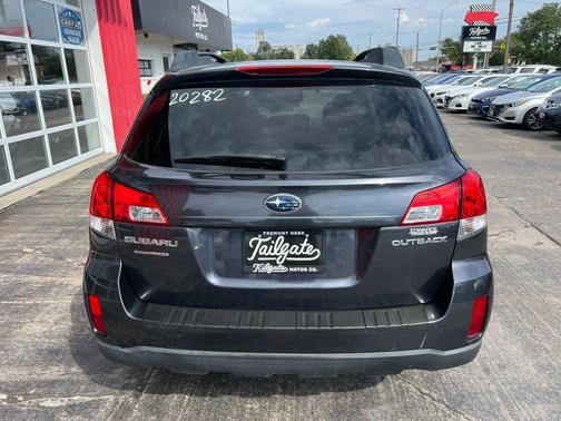 2012 Subaru Outback 2.5i Premium