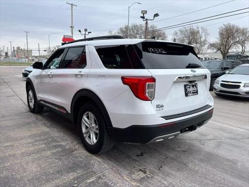 2021 Ford Explorer XLT Sport Utility 4D