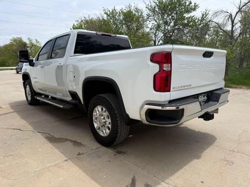 White 2024 Chevrolet Silverado 2500 LT