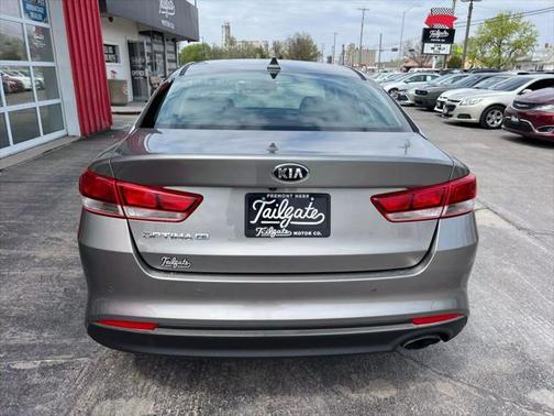 2018 Kia Optima LX