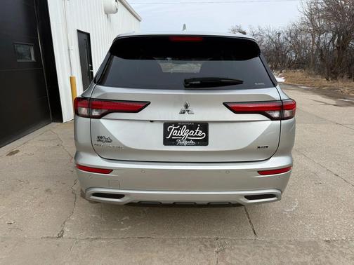 2022 Mitsubishi Outlander SEL