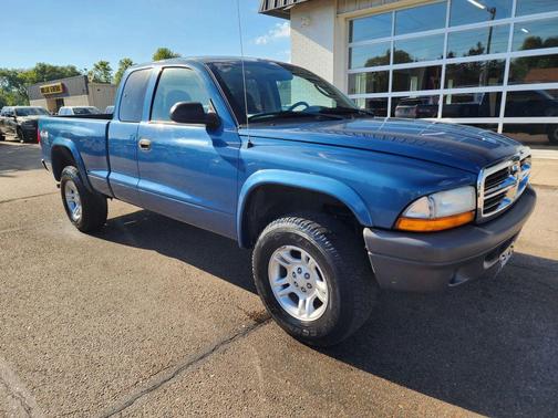 2004 Dodge Dakota SXT