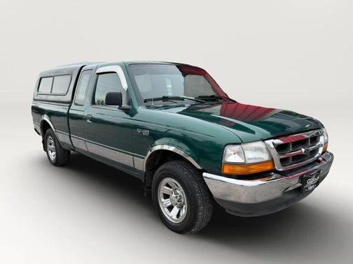 Green 2000 Ford Ranger XLT SuperCab