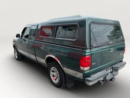 Green 2000 Ford Ranger XLT SuperCab