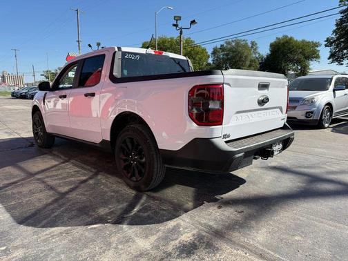 2024 Ford Maverick XLT Pickup 4D 4 1/2 ft
