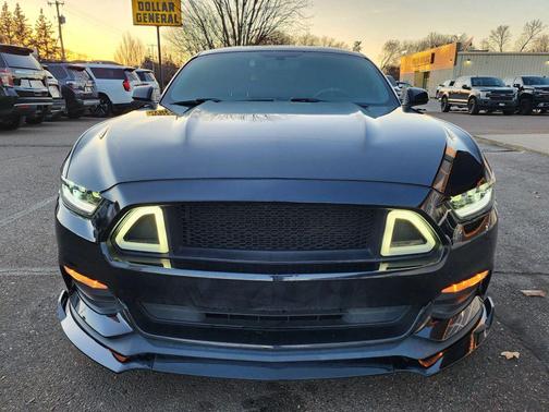 2017 Ford Mustang V6