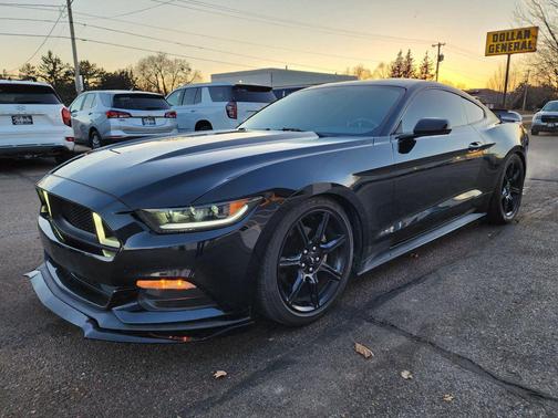 2017 Ford Mustang V6