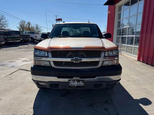 2004 Chevrolet Silverado 2500 LT H/D Extended Cab