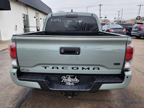 2022 Toyota Tacoma TRD Off Road