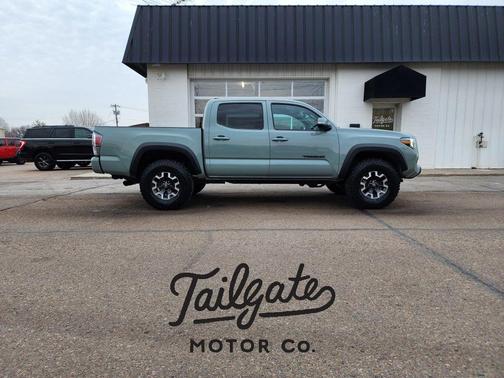 2022 Toyota Tacoma TRD Off Road